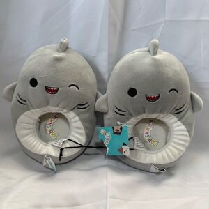 NWT Squishmallows Gray Shark Plush Slippers Size 9-10 Toddler